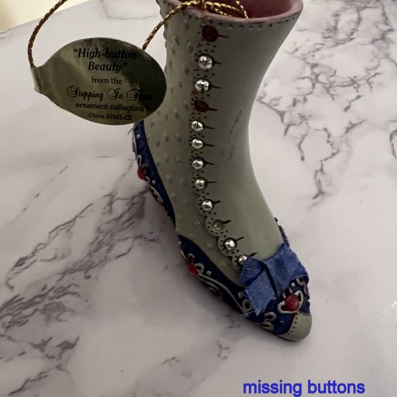 Heirloom Ornaments From Ashton-Drake High Button Beauty Three Miniature  Shoes - Picture 8 of 10